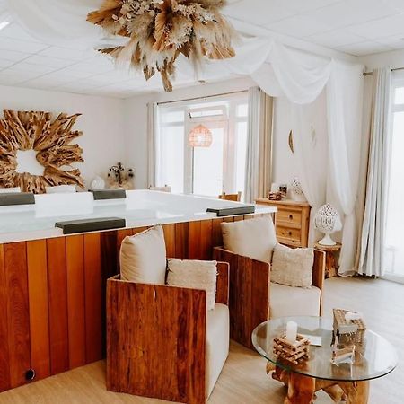 Suite De Charme Avec Jacuzzi Et Cabine Infrarouge Tubize Extérieur photo