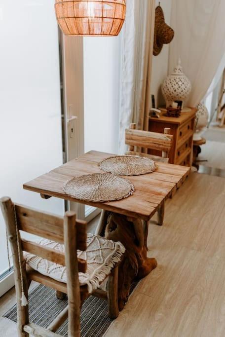 Suite De Charme Avec Jacuzzi Et Cabine Infrarouge Tubize Extérieur photo